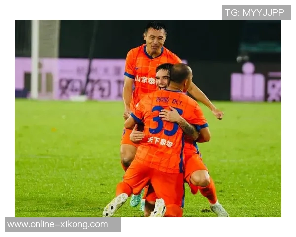 光速扳平瞬间浙江队洛佩斯失误助攻卡列洛进球战平泰山