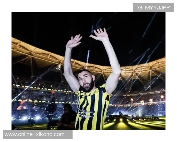 环足奖年度最佳中东球员候选人揭晓C罗本泽马马赫雷斯多萨里争夺荣誉