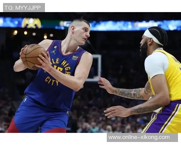 联盟仅有弗拉格与约基奇两人领跑队内得分篮板助攻抢断四项统计