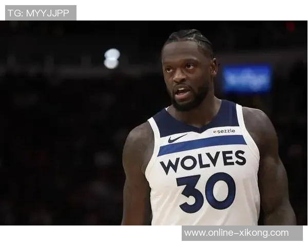 兰德尔表现平平14投仅5中贡献13分3篮板11助攻三分球命中率不佳